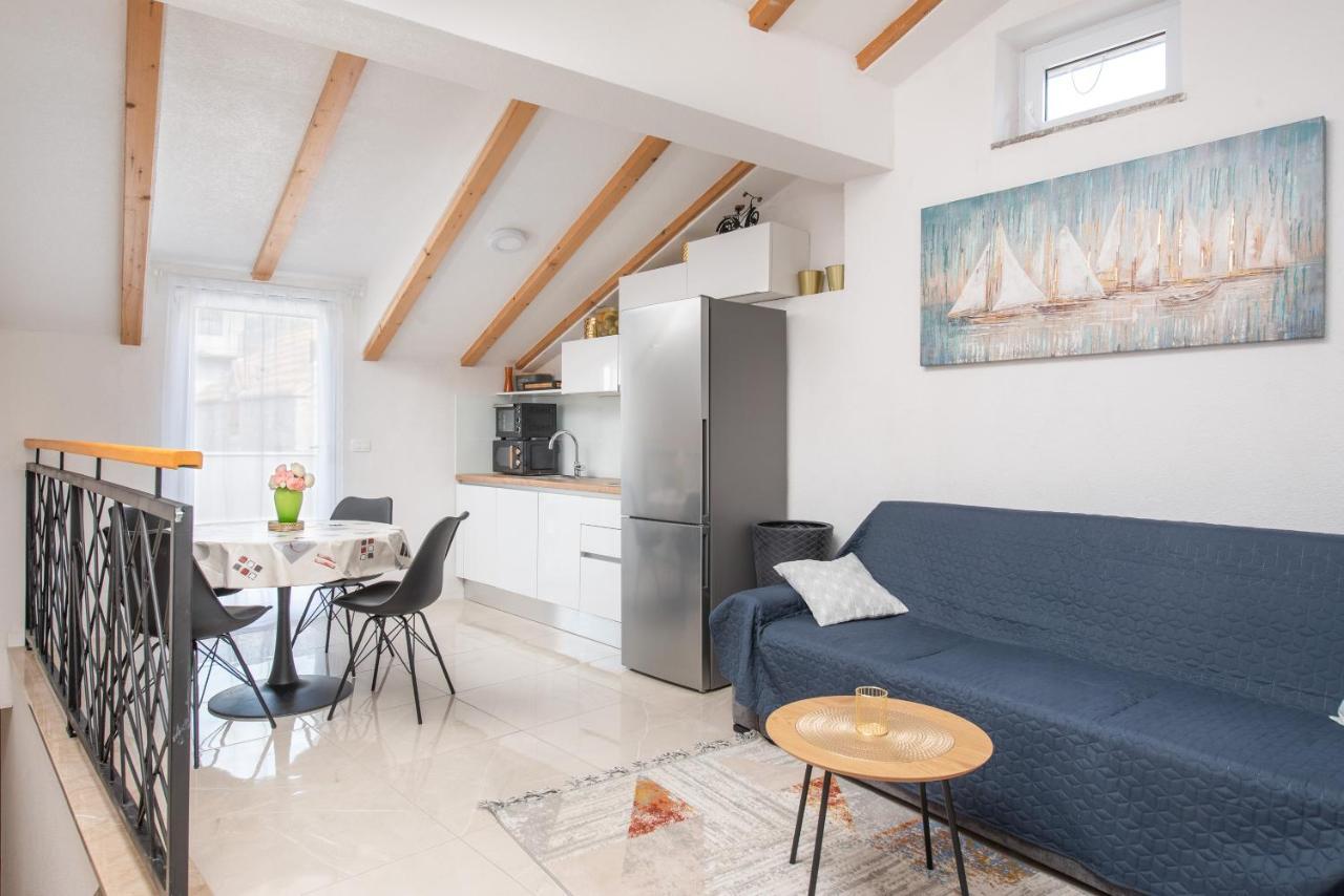 Apartmani Mara Kastela Ngoại thất bức ảnh